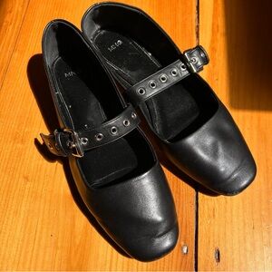 MANGO Black Studded Buckle Flat